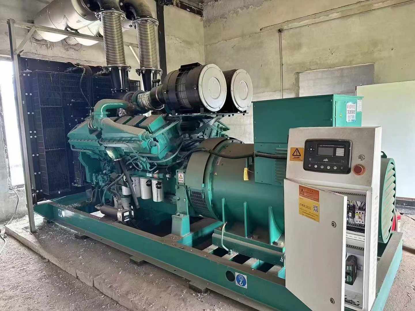 六盘水无功补偿装置的性能评估需要考虑哪些因素？