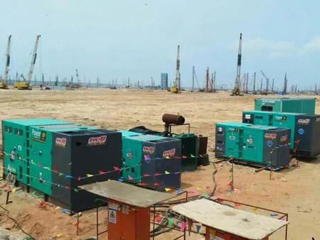 六盘水柴油发电机组干式空气滤清器的维护成本高吗？